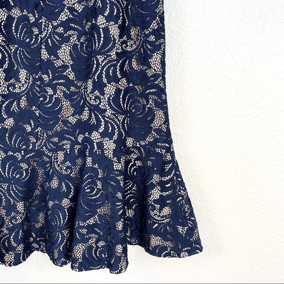 Eliza J Navy Lace Overlay Cocktail Dress Size 8 - Picture 5 of 9